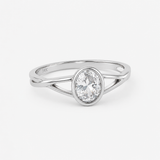 Oval Diamond Twisted Ring in Gold