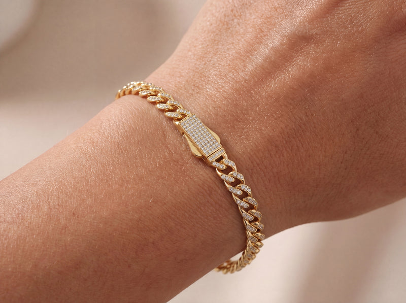 Solid Gold Pavé Miami Cuban Bracelet with Diamond Clasp – 7mm