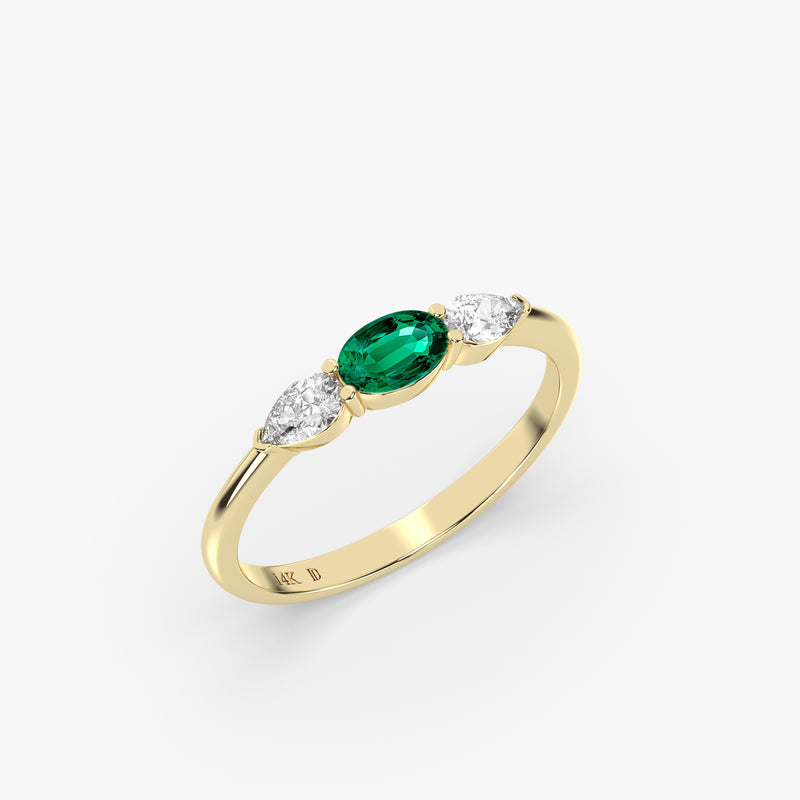 Gold Oval Emerald Ring