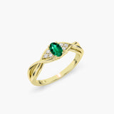 Oval Emerald Ring with Diamonds in Gold