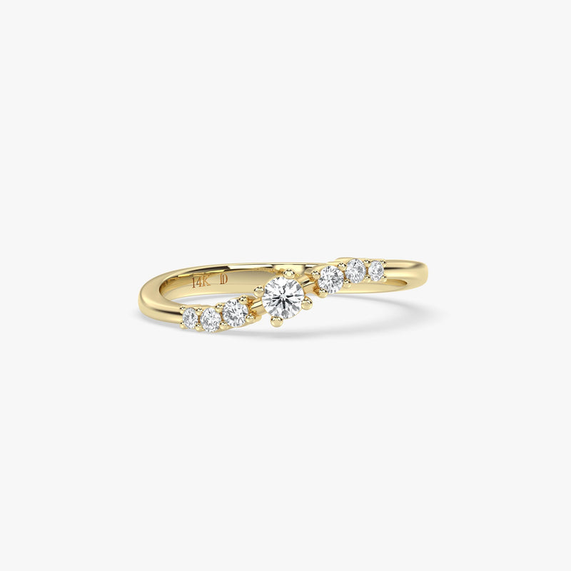 Diamond Cluster Ring in Gold