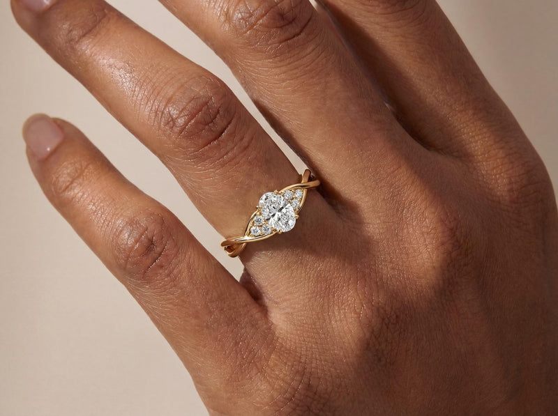 Oval Diamond Twisted Gold Ring