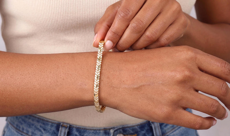 Lab Grown Diamond Chevron Bracelet in Gold