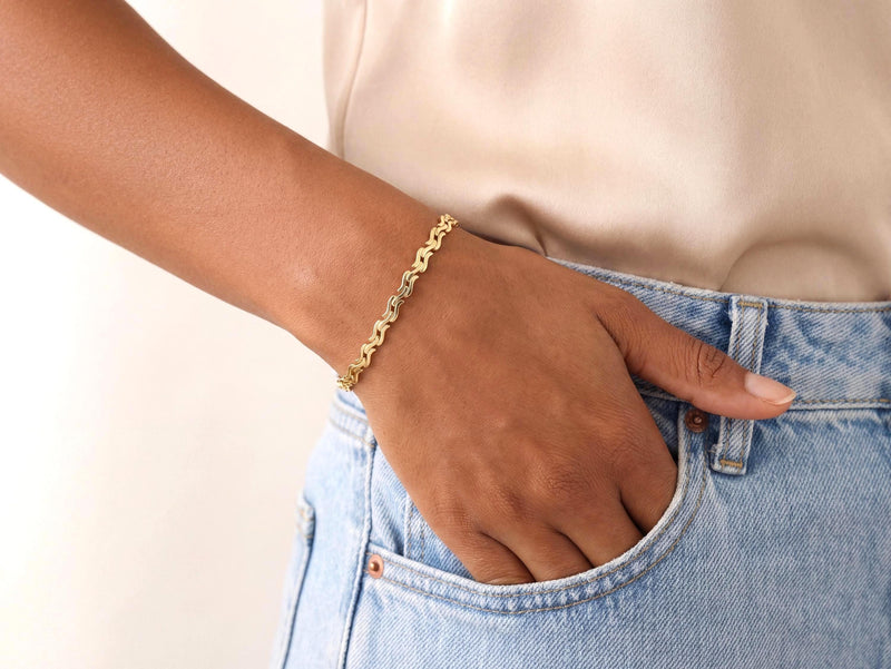 Gold Wave Link Bracelet