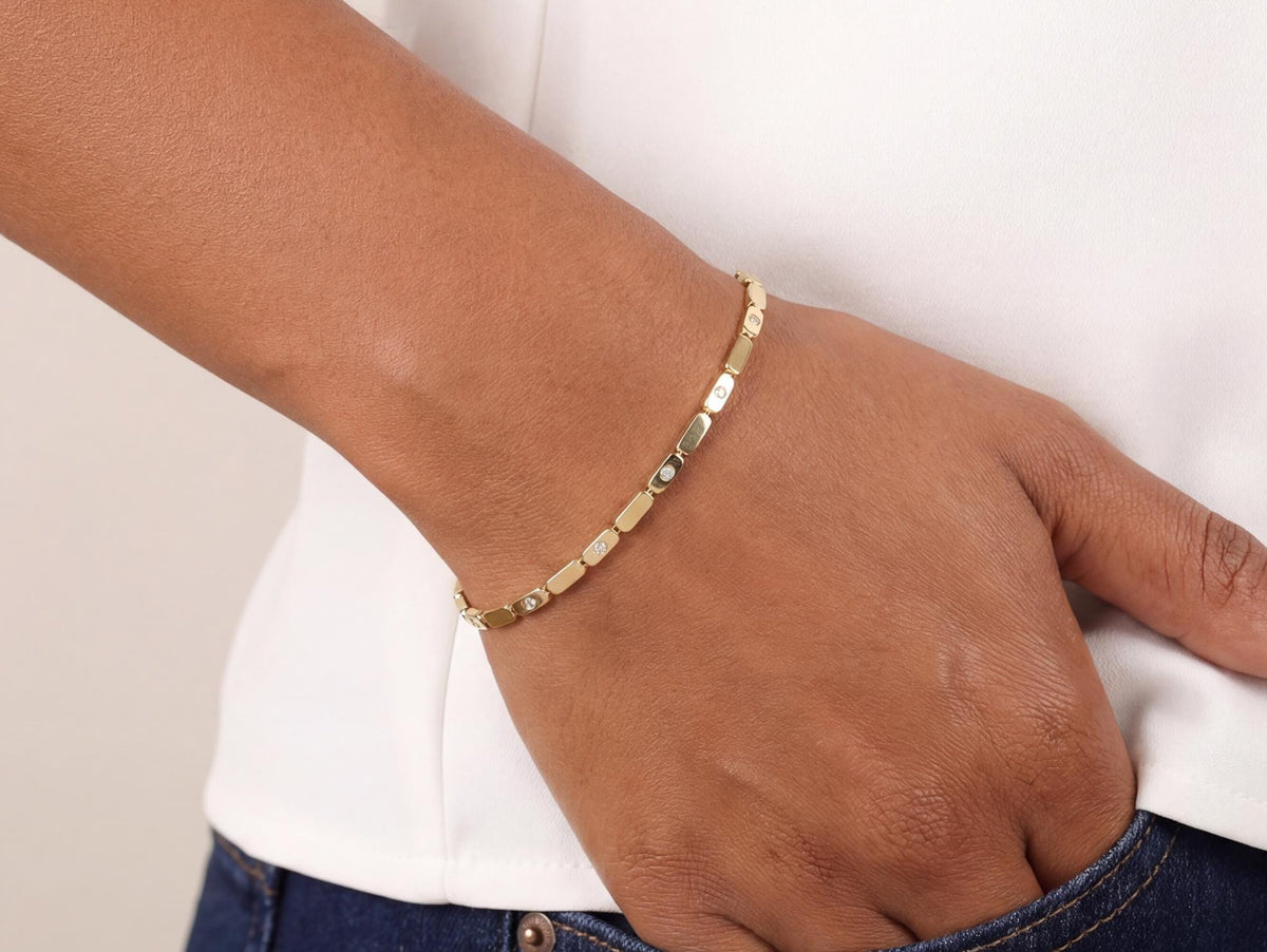 Gold Bar Link Bracelet