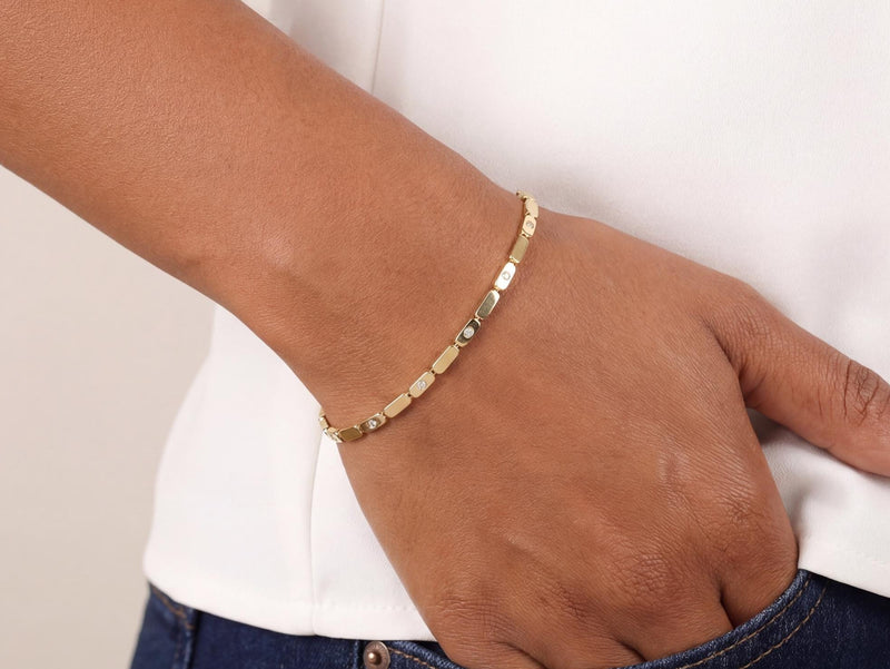 Gold Bar Link Bracelet